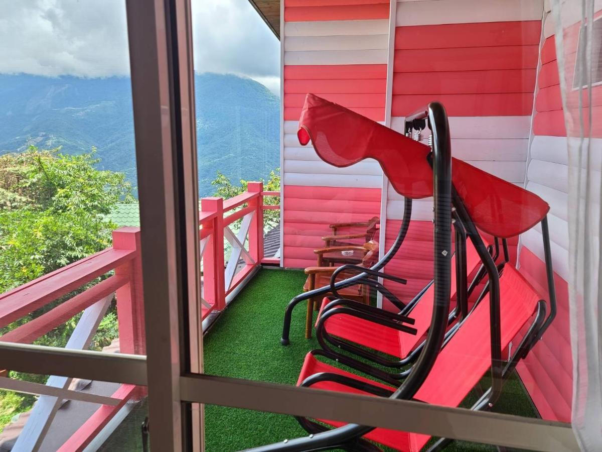 Julie's Garden, Cingjing - Fon Chin Homestay Renai Buitenkant foto